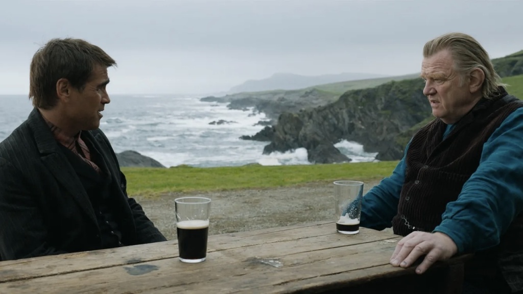Pádraic (Colin Farrell) e Colm (Brendan Gleeson) em cena de "Os Banshees de Inisherin" (Foto: Divulgação)